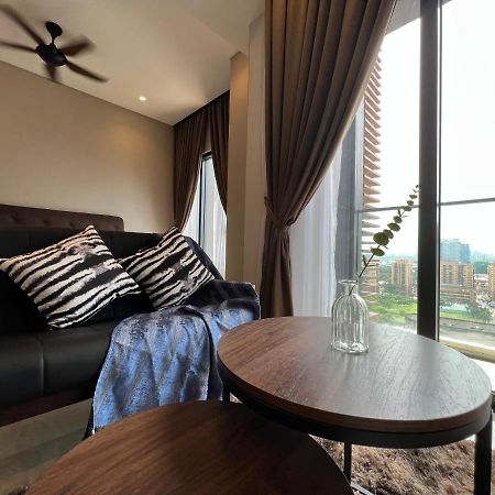 Lucentia Residence Bbcc Lalaport At Kuala Lumpur By Luxe Home Exterior photo